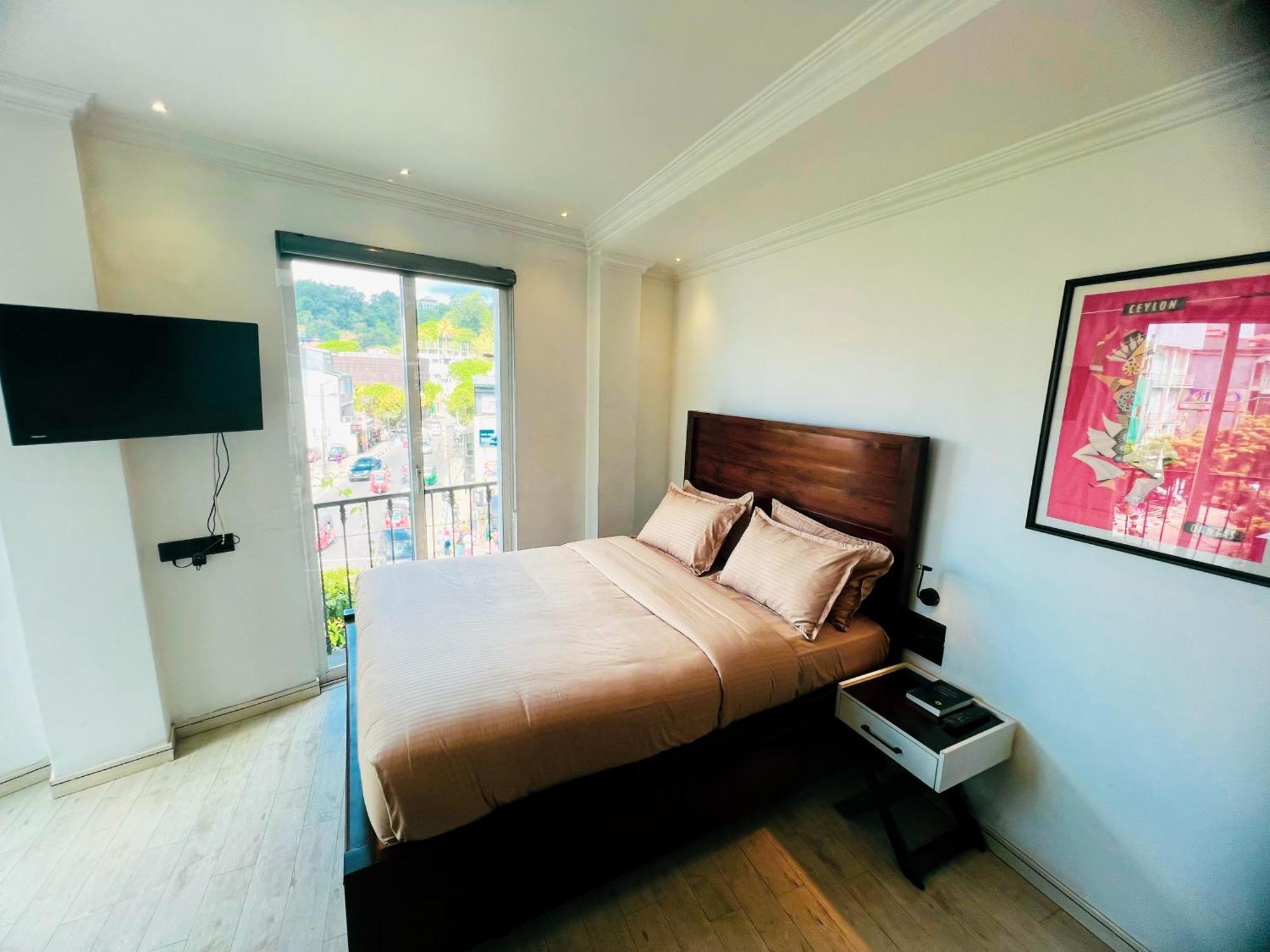 Bed Station 210 Hotell Kandy Exteriör bild