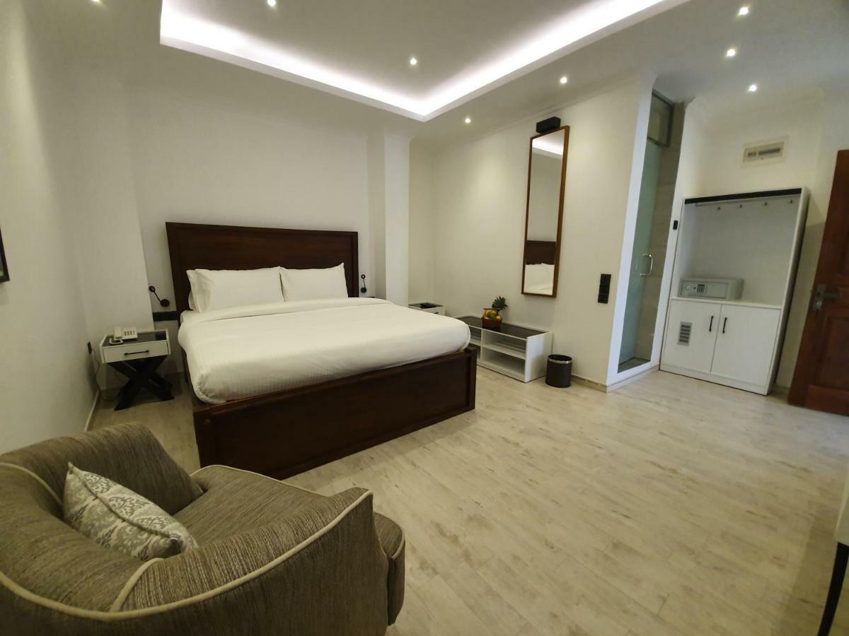 Bed Station 210 Hotell Kandy Exteriör bild